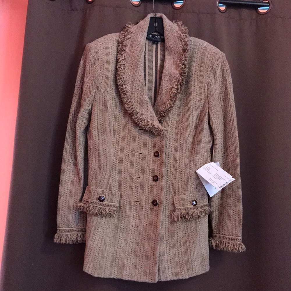 2 piece suit St John by Marie Gray ladies  sz. 10